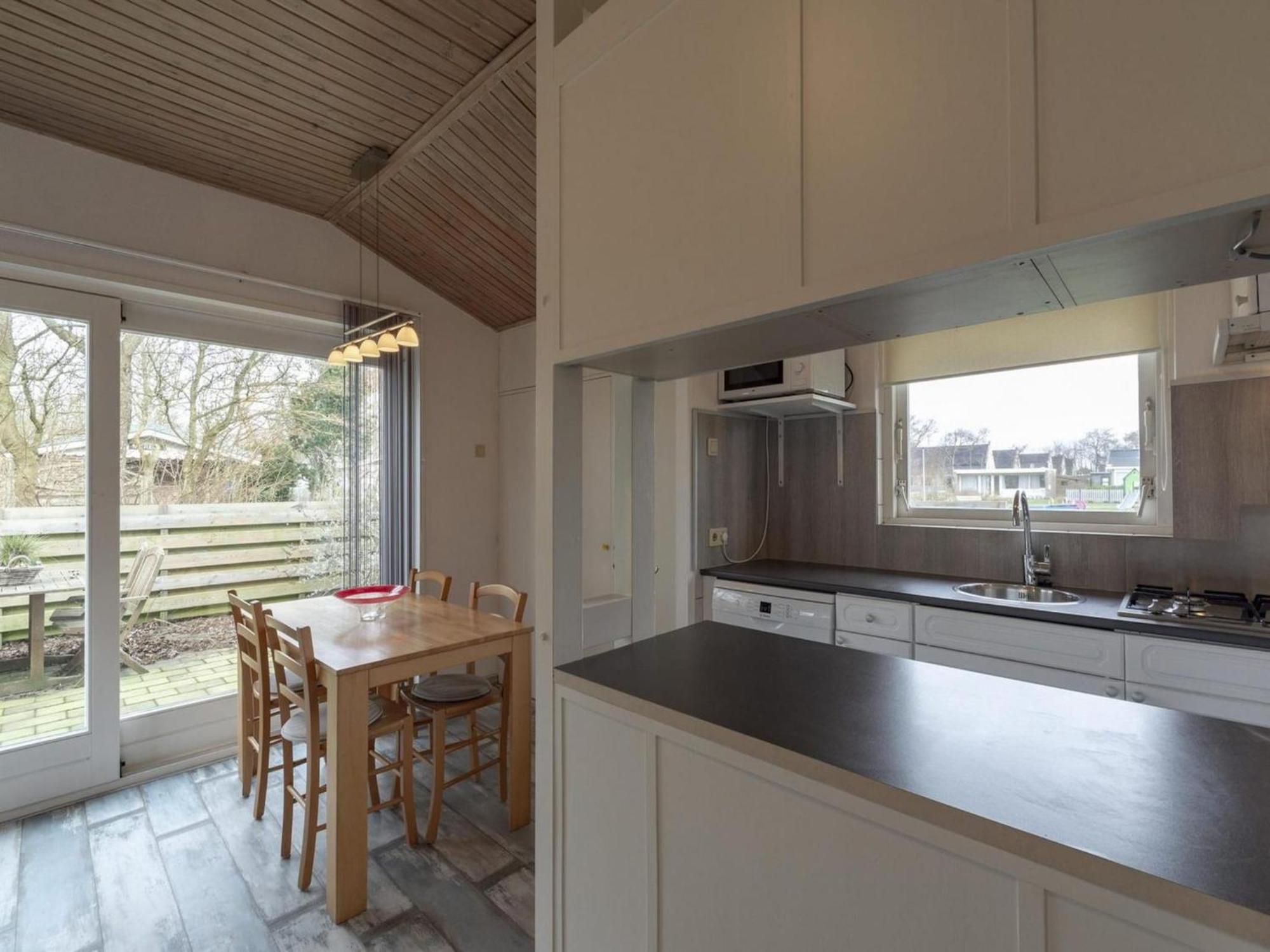 Holiday Home With Playground Callantsoog Exteriör bild